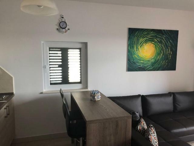 Apartmani Irina โวดีเซ ภายนอก รูปภาพ